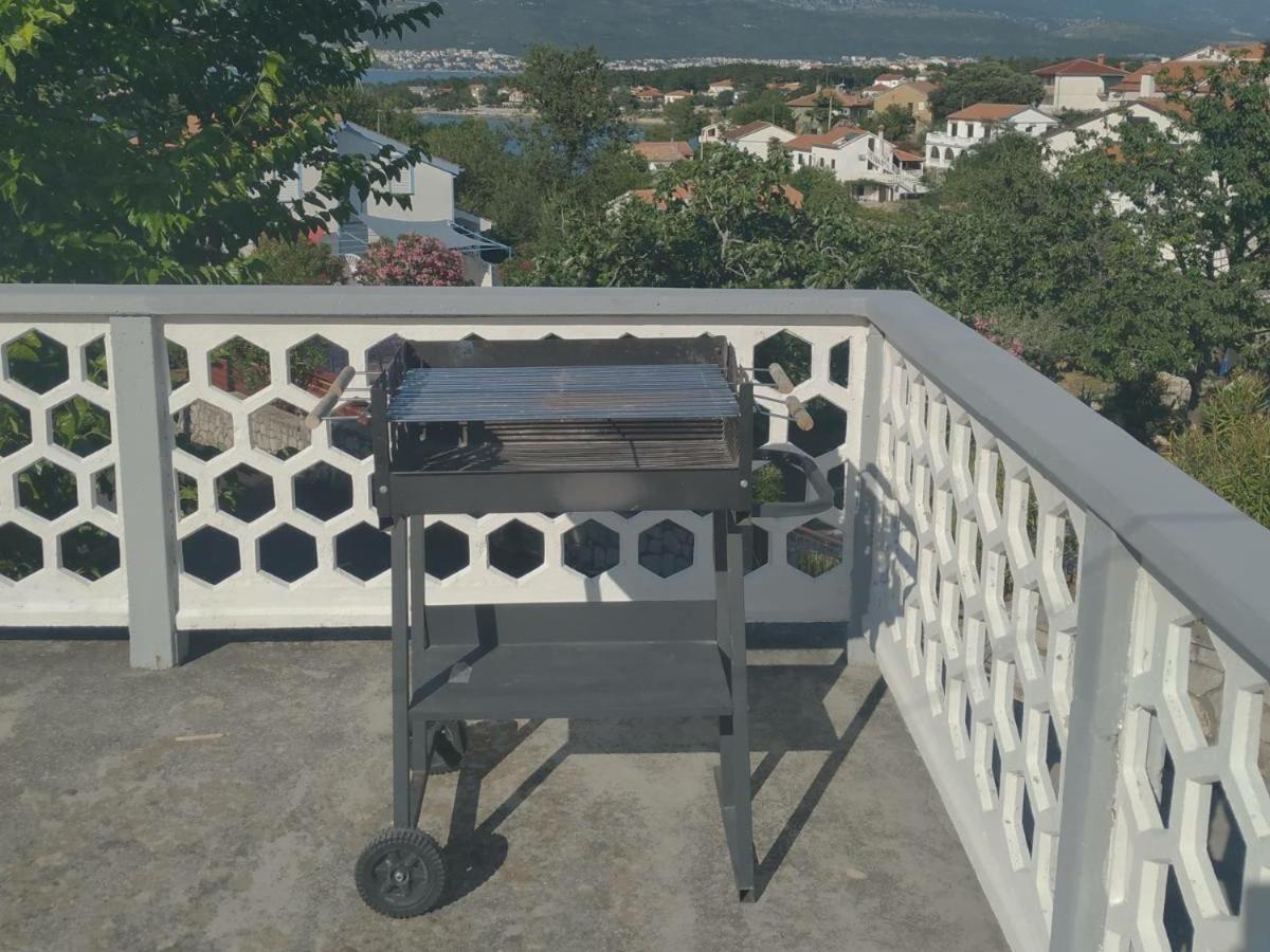 Apartment Mira Silo-Krk Exterior photo